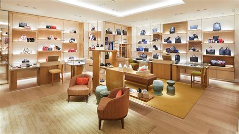 louis vuitton london heathrow